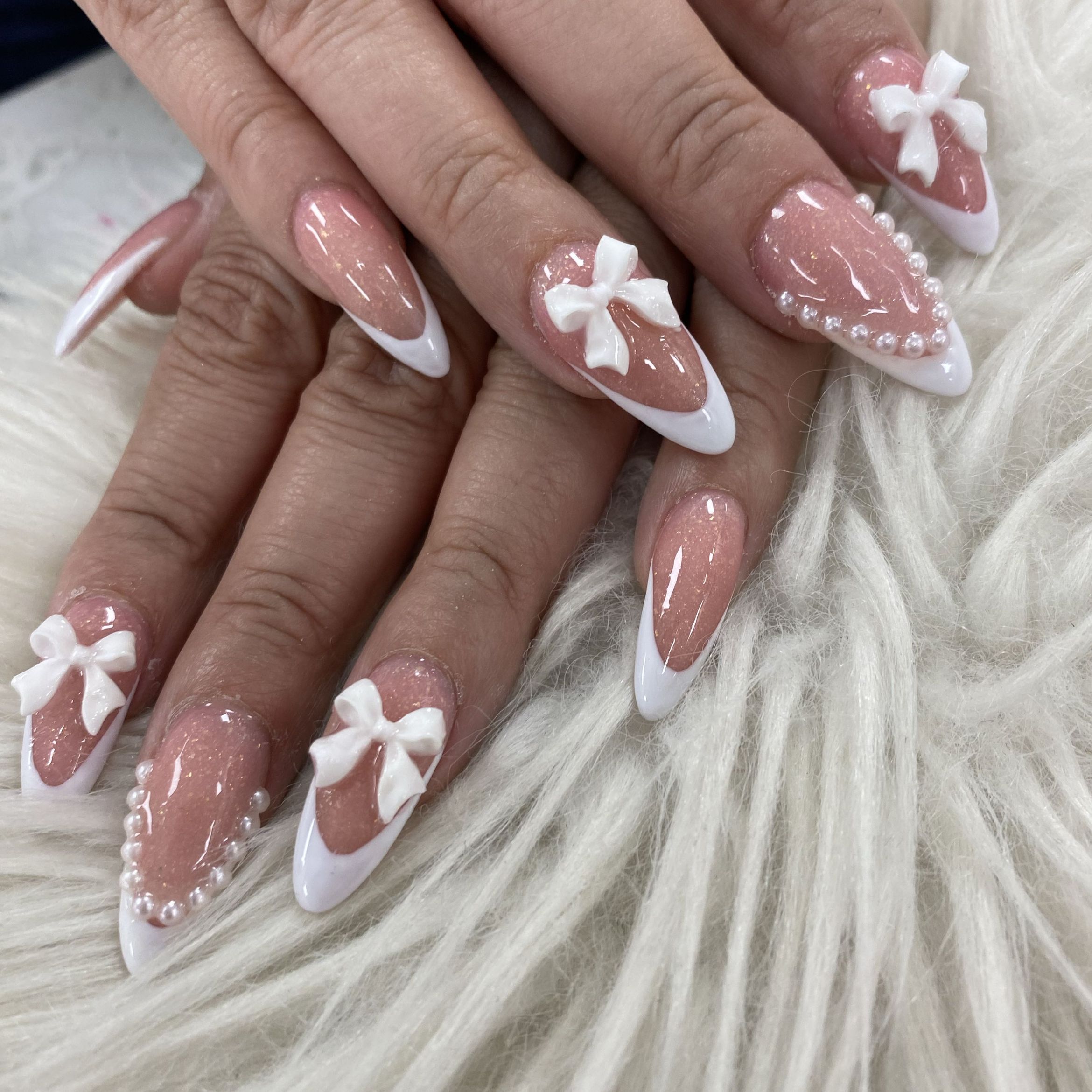 Bon bon nails & beauty bar, 1585 W Okeechobee Rd, Hialeah, 33010