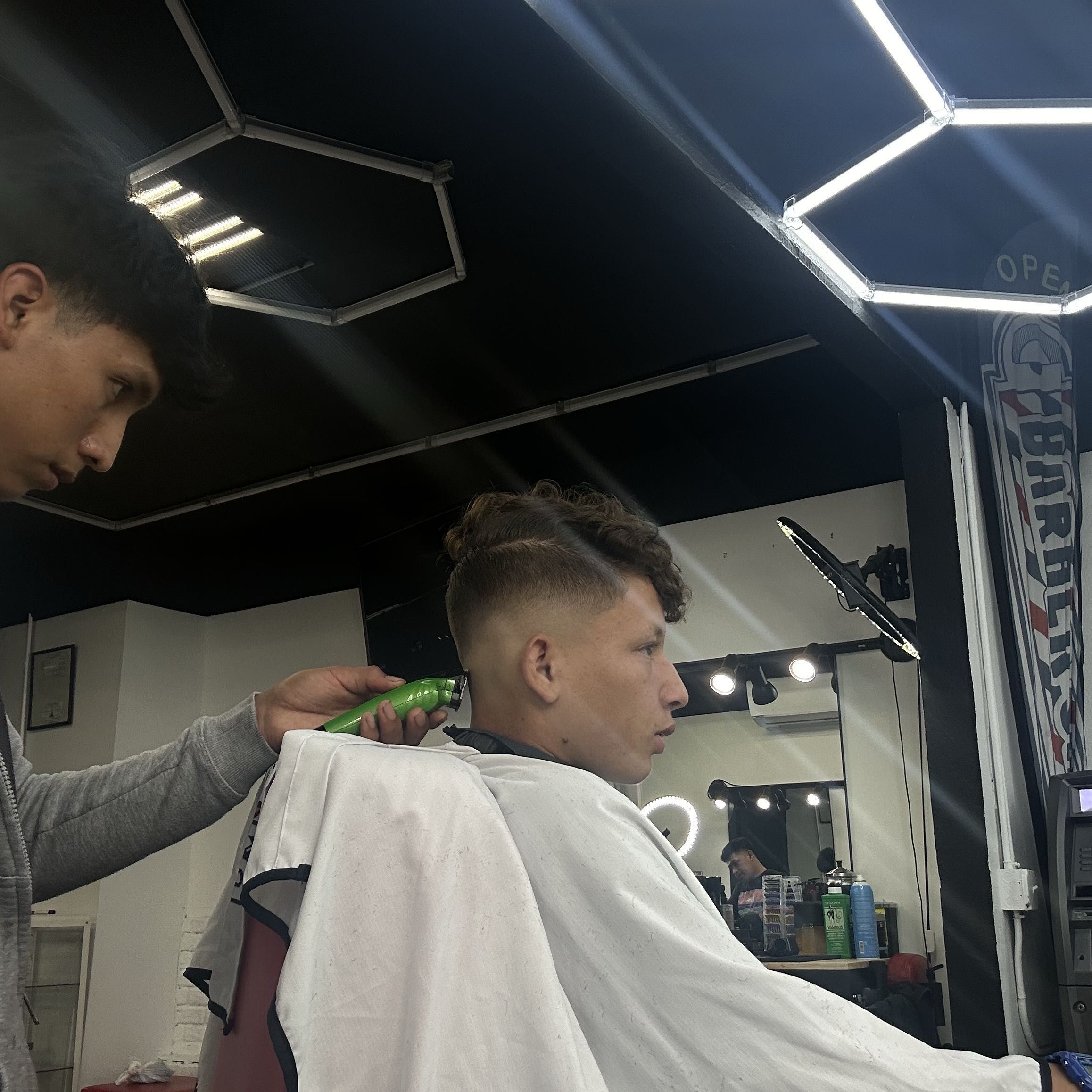 💈Tony<>plugged👈, 2818 James M Wood Blvd, Wood Blvd, Los Angeles, 90006