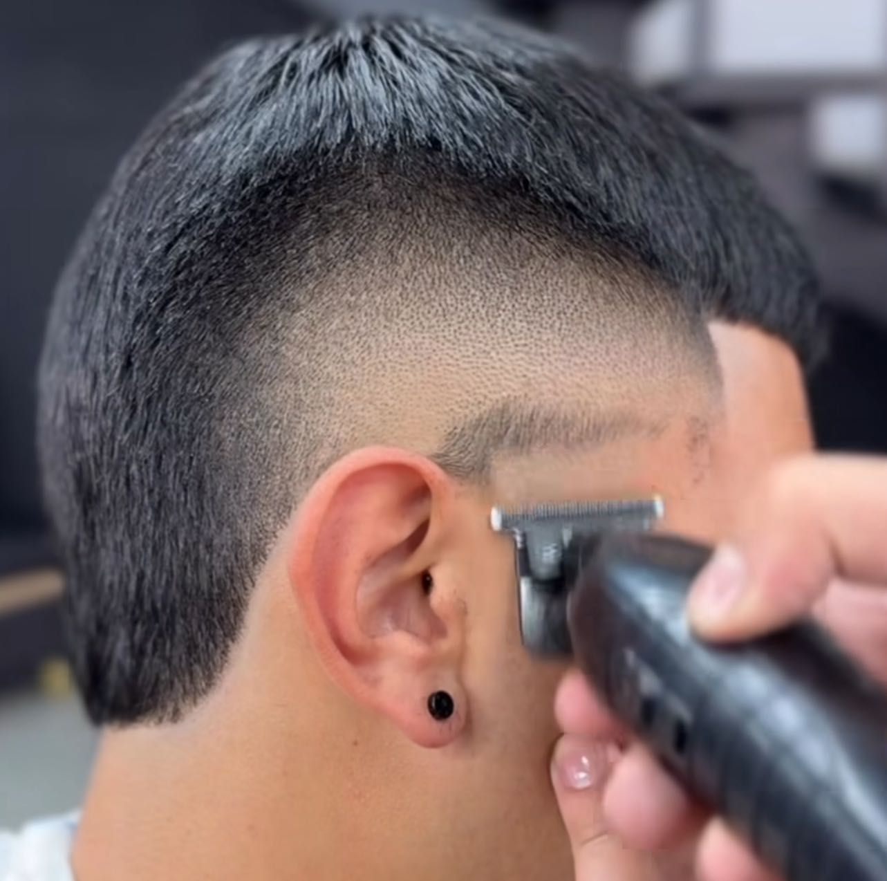 EAZY CUTS 559, 5779 N Palm ave, Fresno, 93704