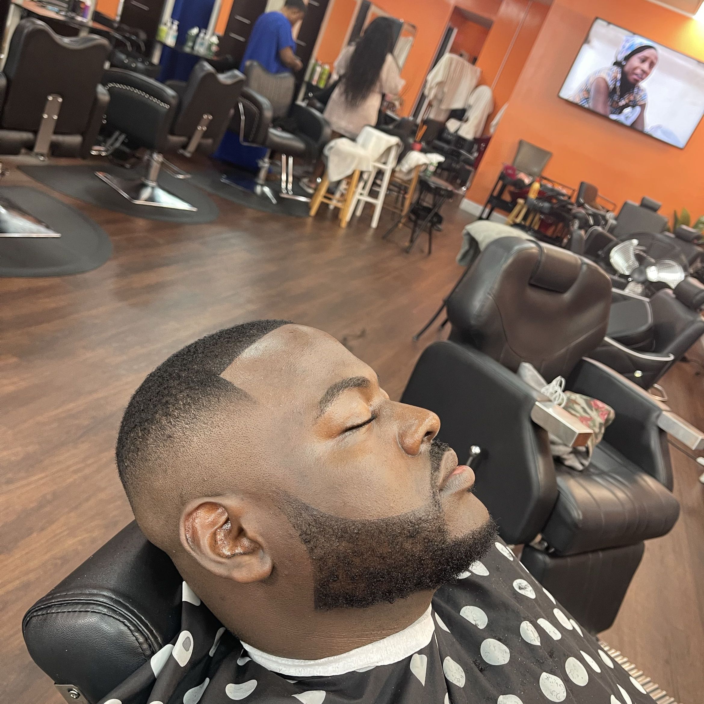 I'm a Professional Barber With 7 Years In The Field, 1724 Woodlawn Dr, Gwynn Oak, 21207