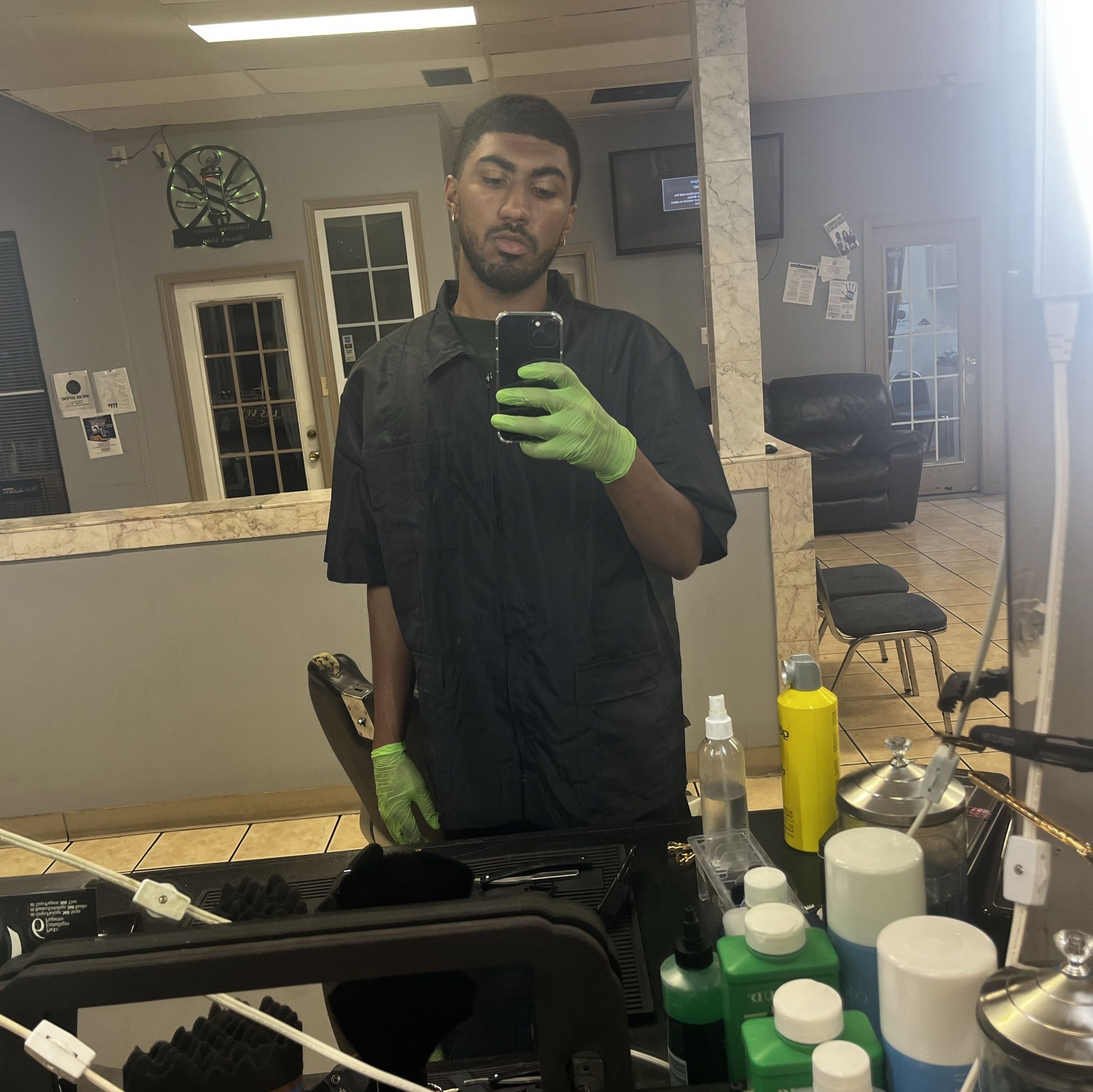 Brad the Barber, 10640 Jones Rd, Houston, 77065