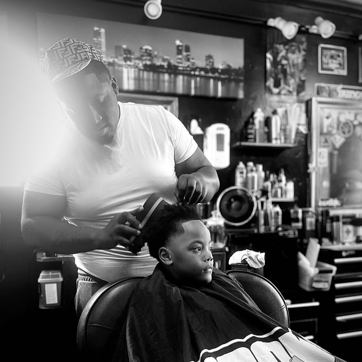 Book The Barber, 4919 W Fond du Lac Ave, Milwaukee, 53216