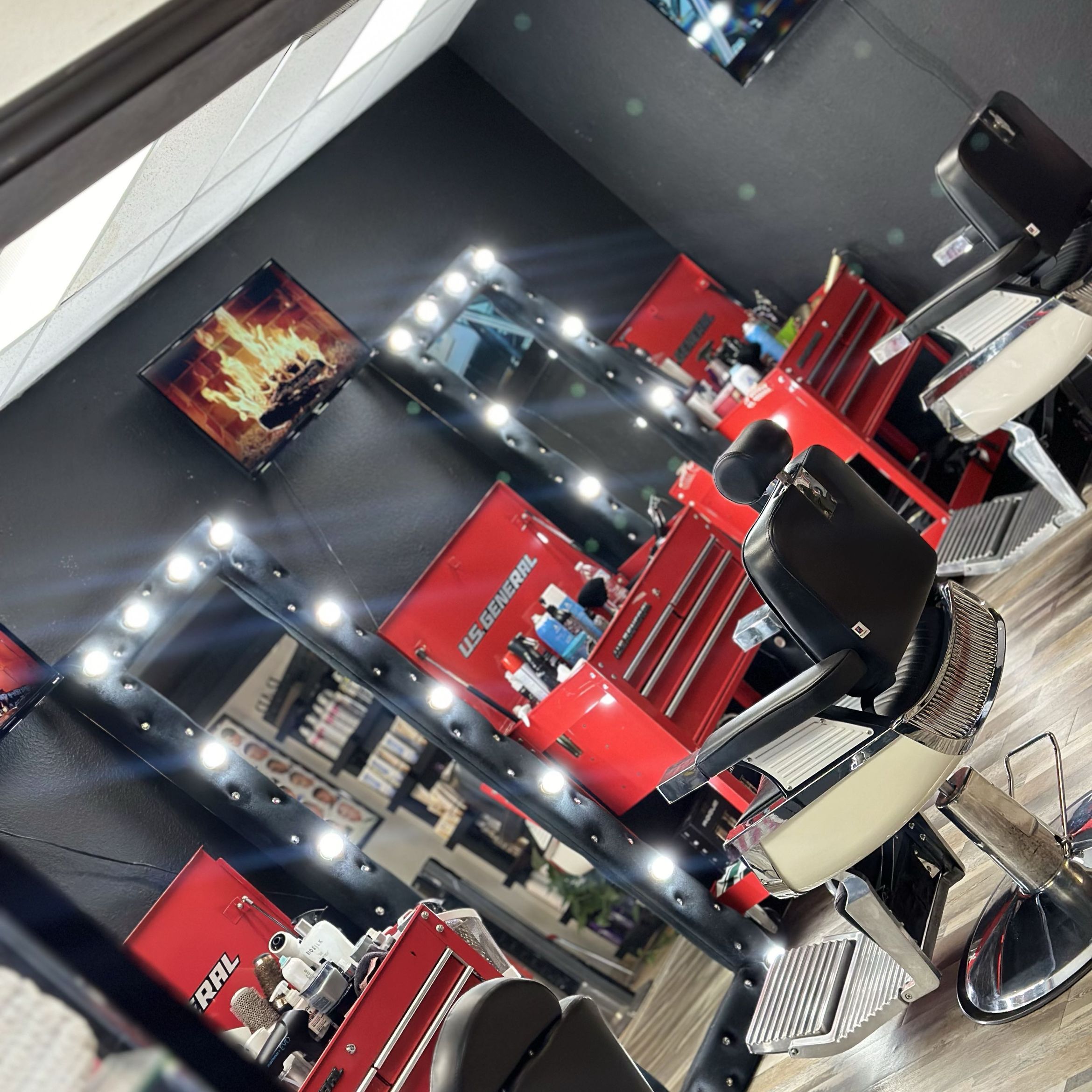 Jonez Barbershop And Hair Studio, 11911 Bammel North Houston Rd, Houston, 77066