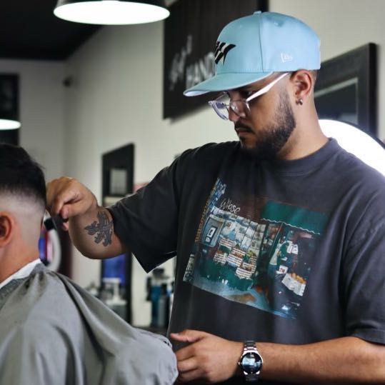 E. Mag The Barber, 10431 San Diego Mission Rd, San Diego, 92108