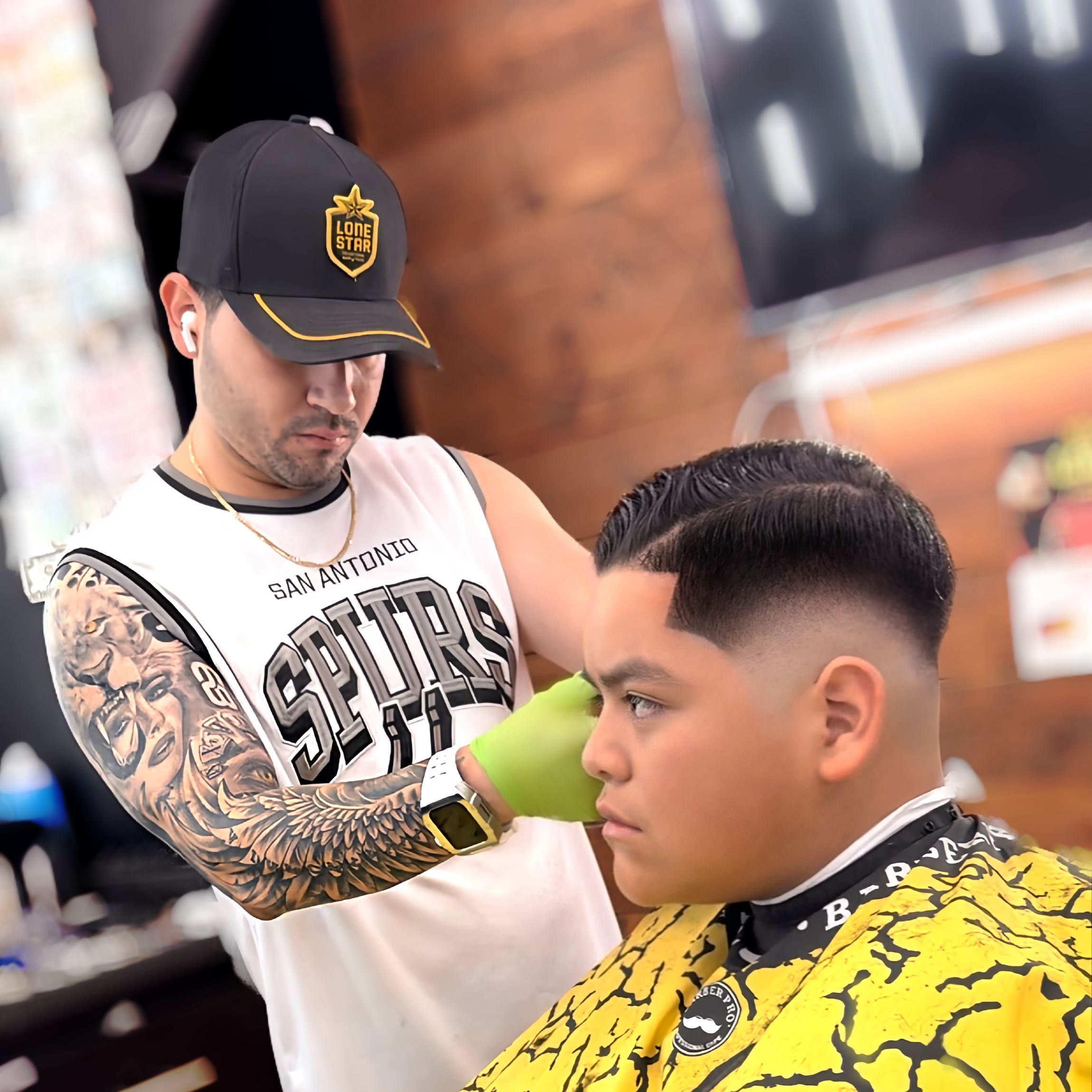 Alo Barber, 1501 E Alton Gloor Blvd, Brownsville, 78526