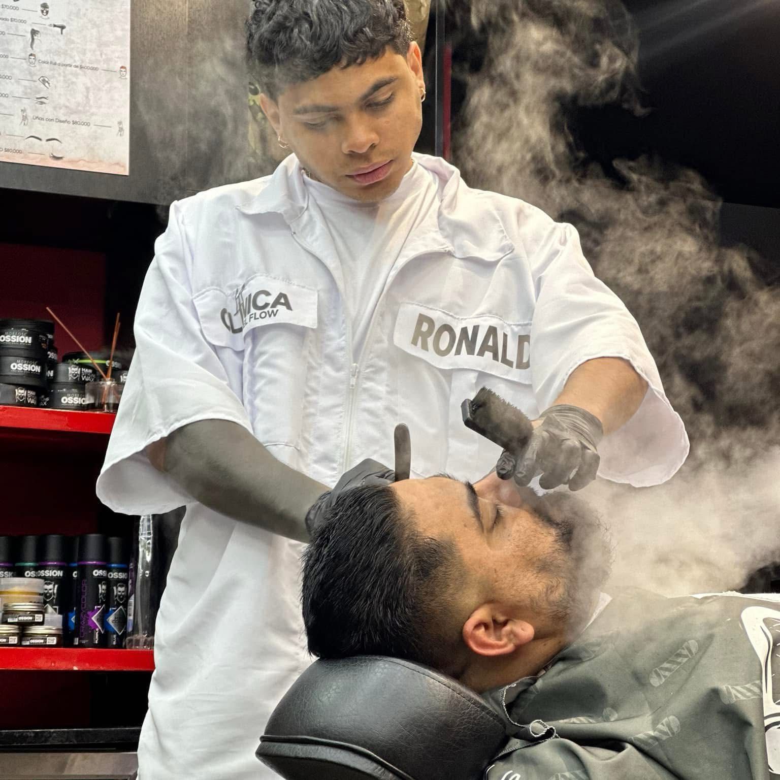 The_world_barber, 12417 Fair Oaks Blvd, 350, 350, Fair Oaks, 95628