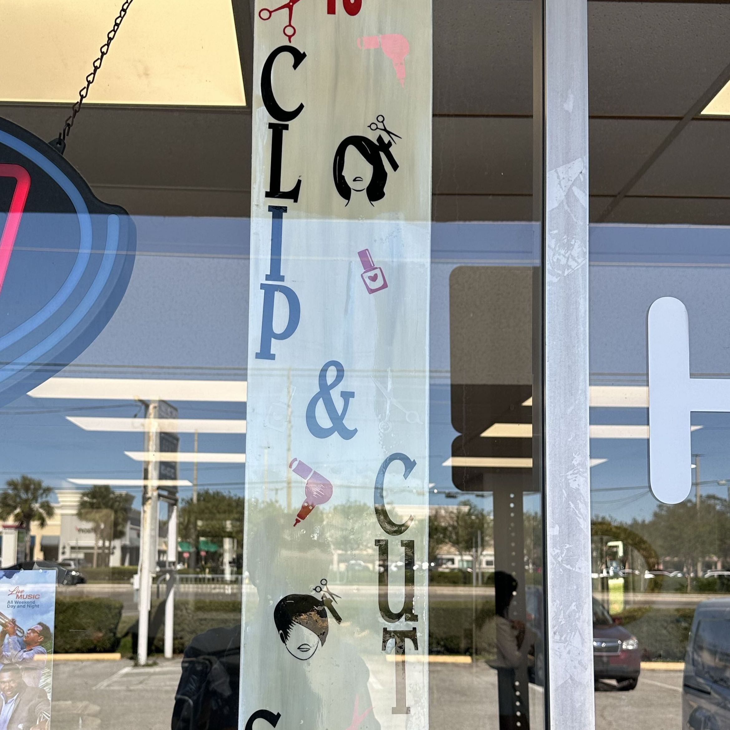 Clip & Cut Salon, 13828 Walsingham Rd, Largo, 33774