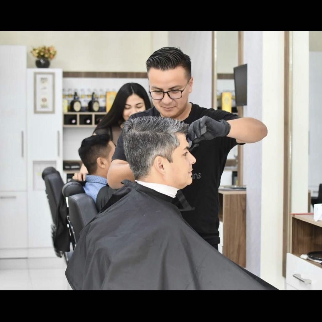 Ernesto Barber In Billy barber Shop, 29 Marble Ave, Pleasantville, 10570