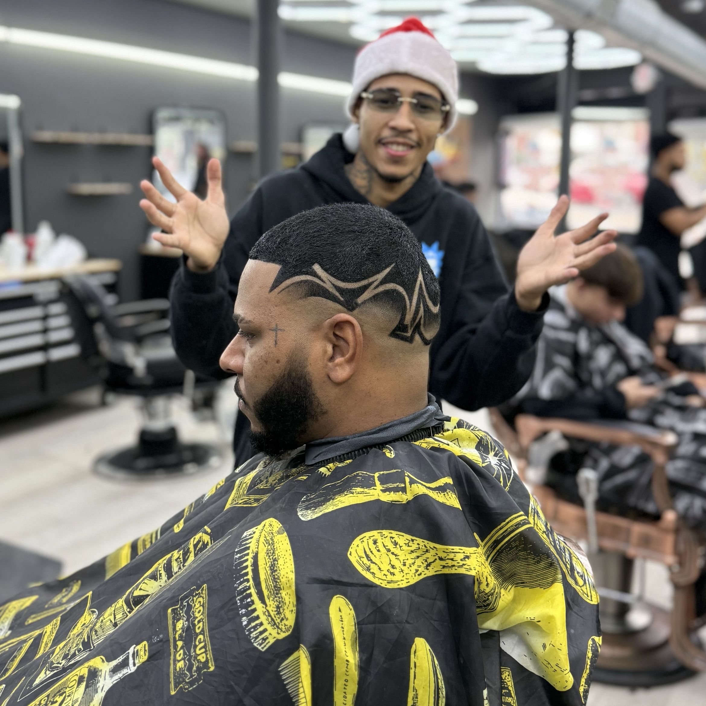 TIAGO BARBER, 97 Main St, Malden, 02148