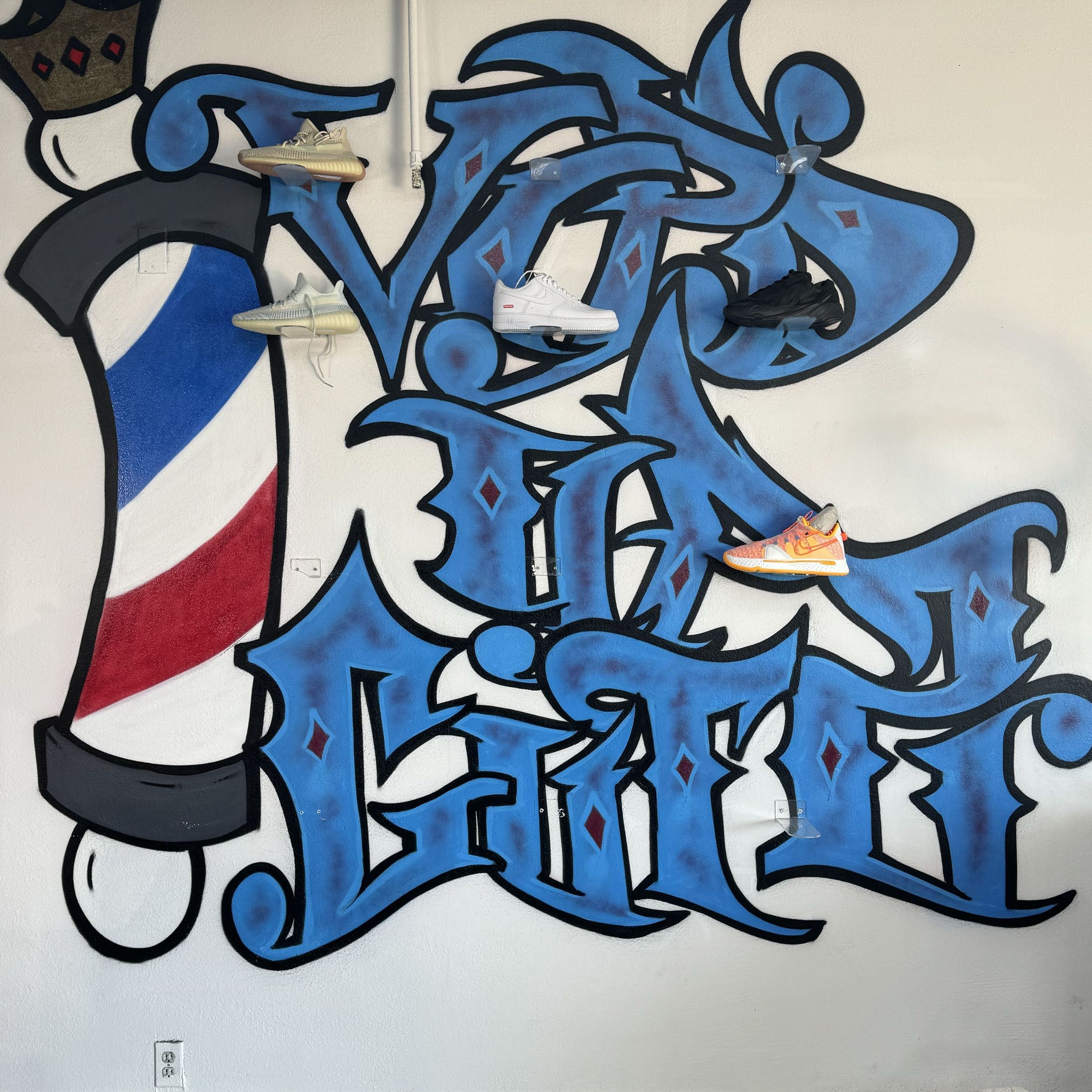 Vipd Up cutz, 1112 s coast highway, Oceanside, 92054