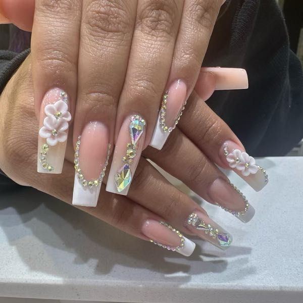 Blossom nail salon, 963 Columbus Ave, New York, 10025