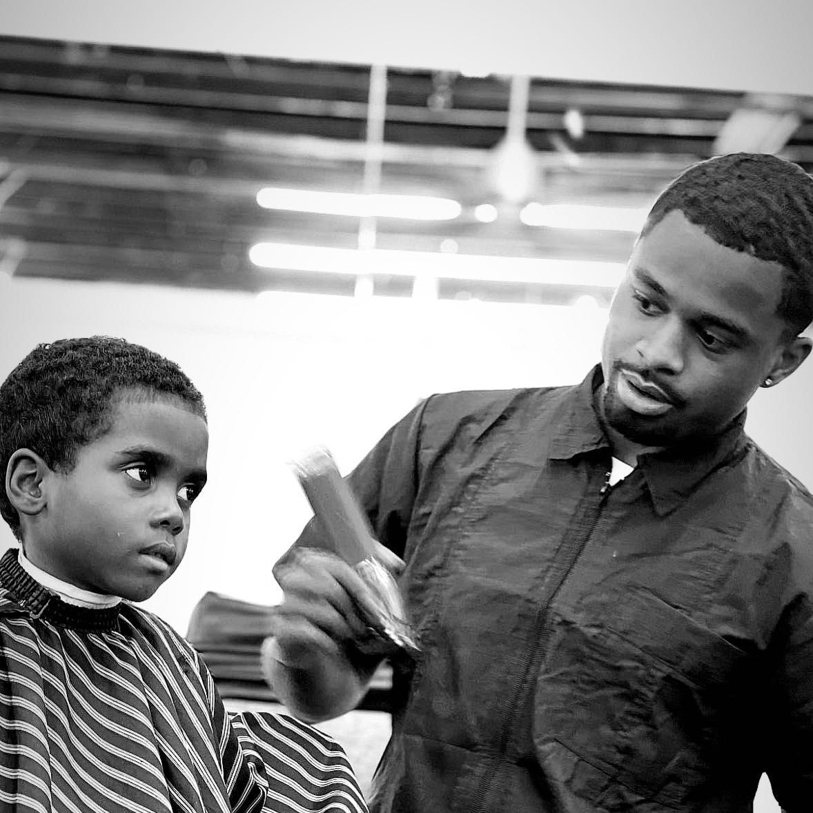 Che Cutting Up, 4788 Turney Rd, 11, Cleveland, 44125