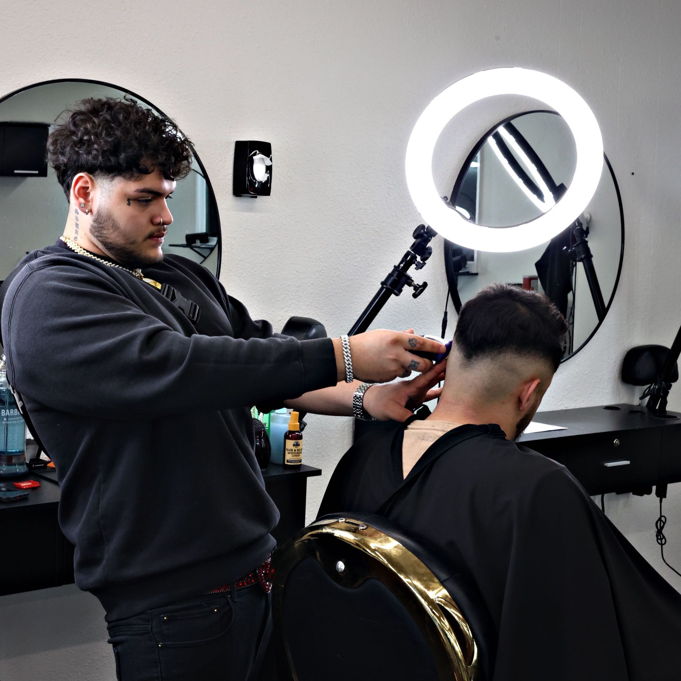 trendsetters barbershop, 3180 W Clearwater Ave Unit L, unit L, Kennewick, 99336