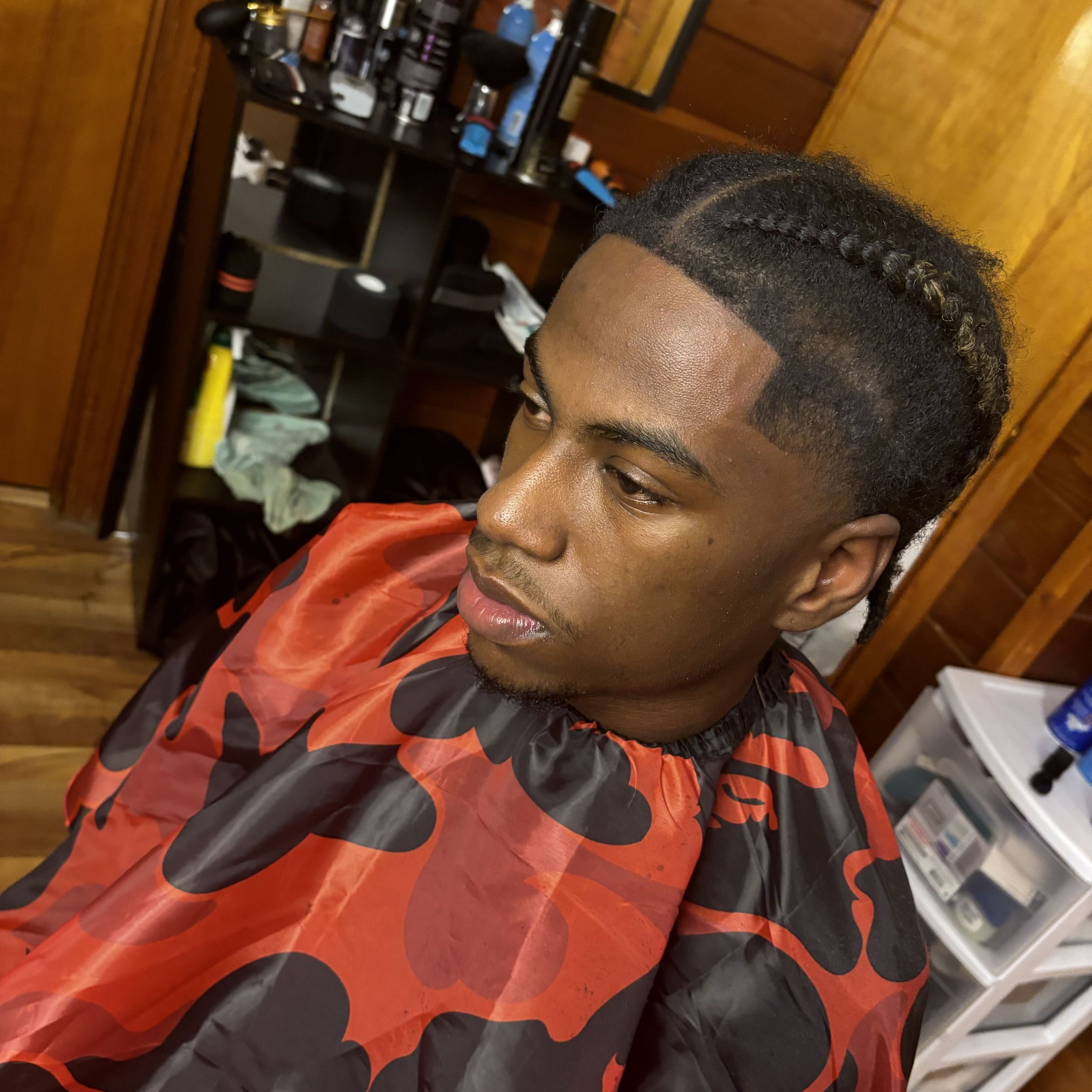 Vjthebarber, Monroe St, Gary, 46410