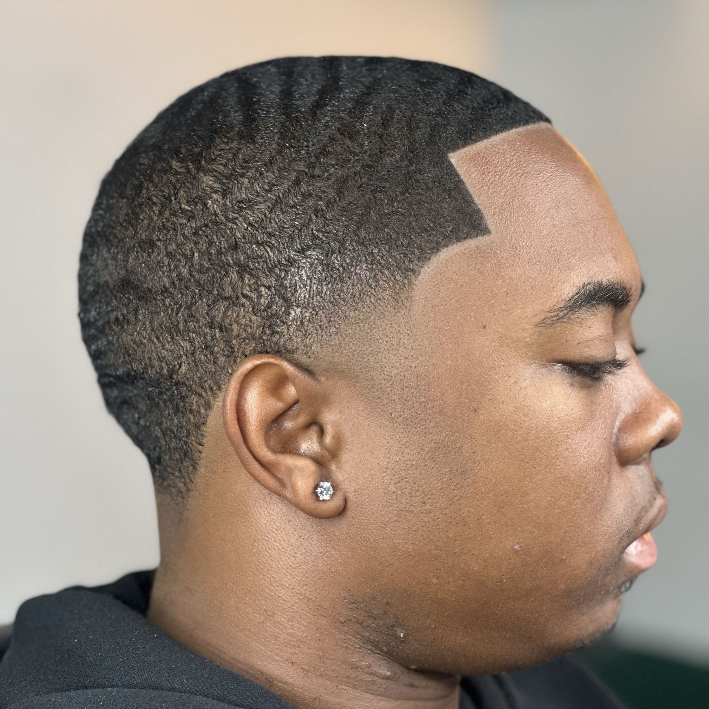 DraKo Cuts, 2179 Lawrenceville hwy, Decatur, 30033