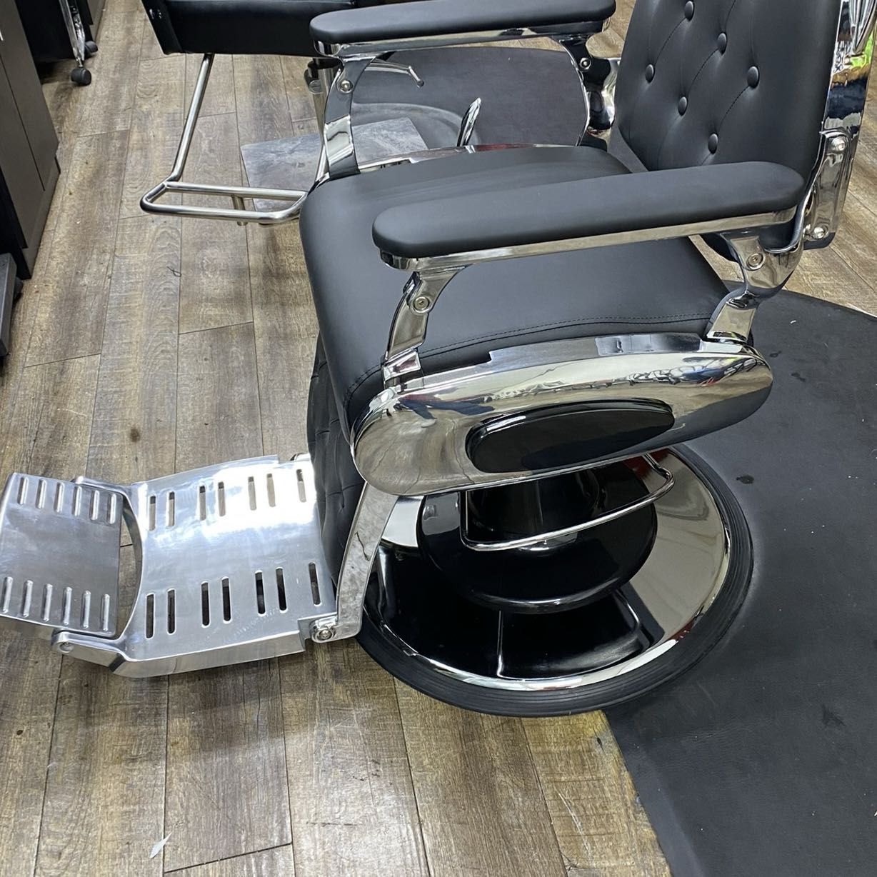 BARBERS, S Havana St, 1155 unit 33, Aurora, 80012