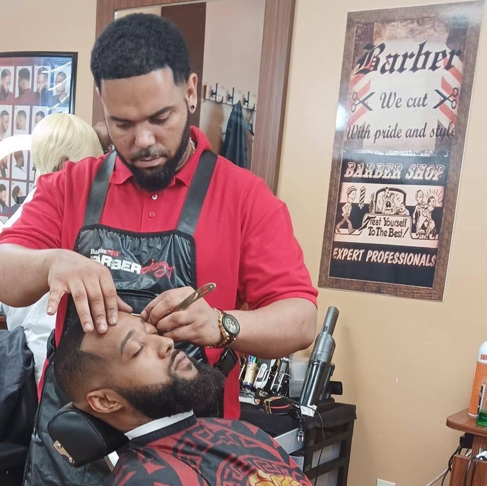 San the Barber, 4hobbs ave, Thomasville, 27360