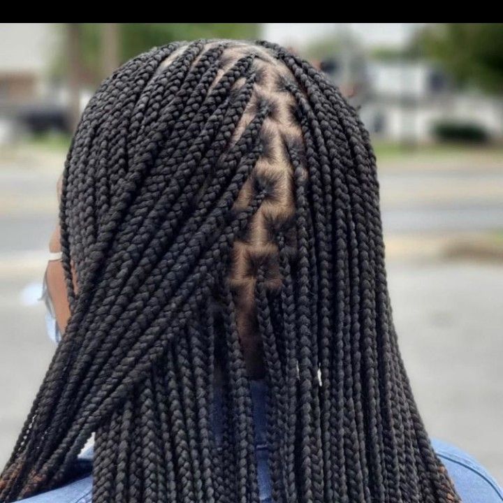 Natural Hair Braiding Lounge, 142 20th Ave SW, Cedar Rapids, 52404