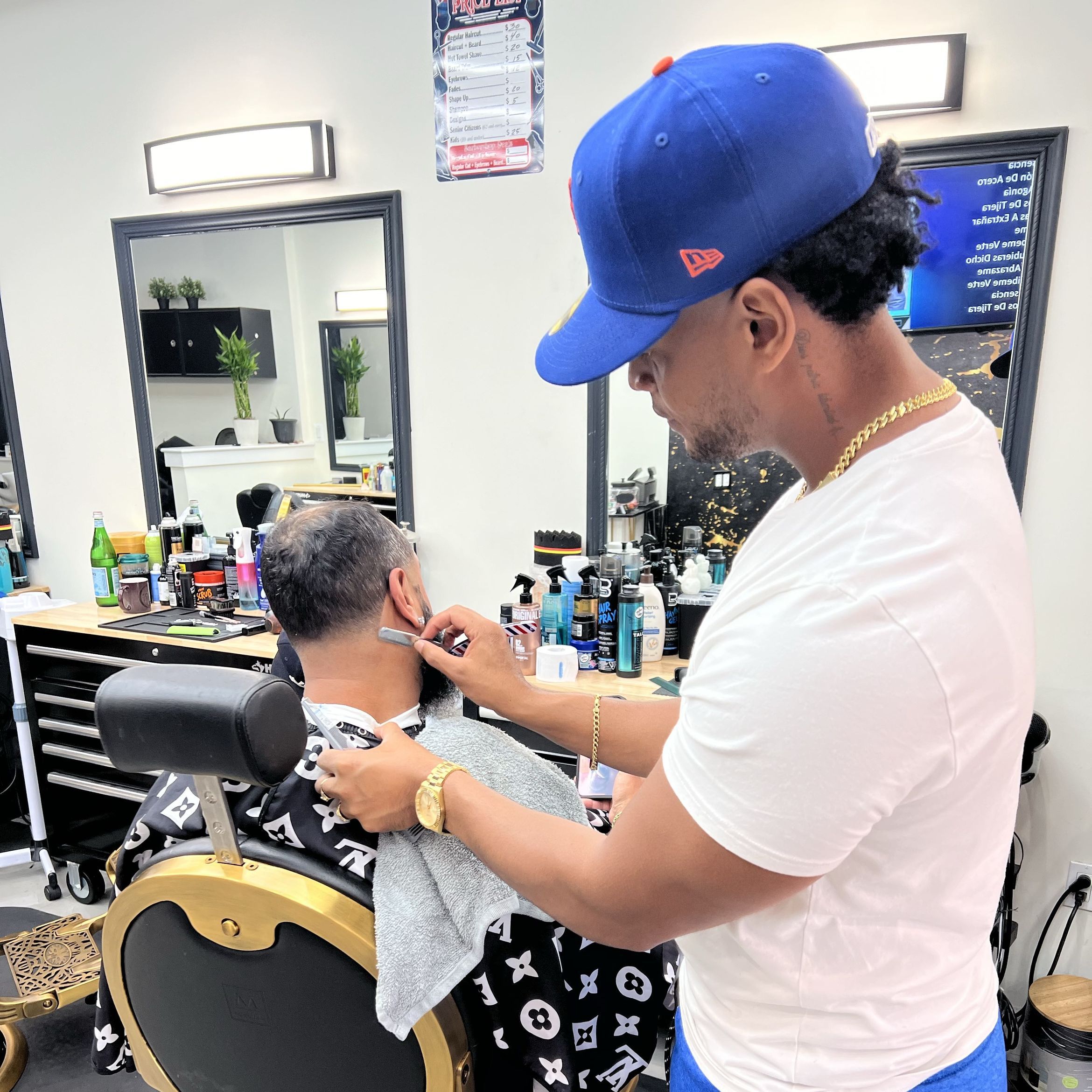 Darvin Dominican Barber, 4620 14th St NW, Washington, 20011