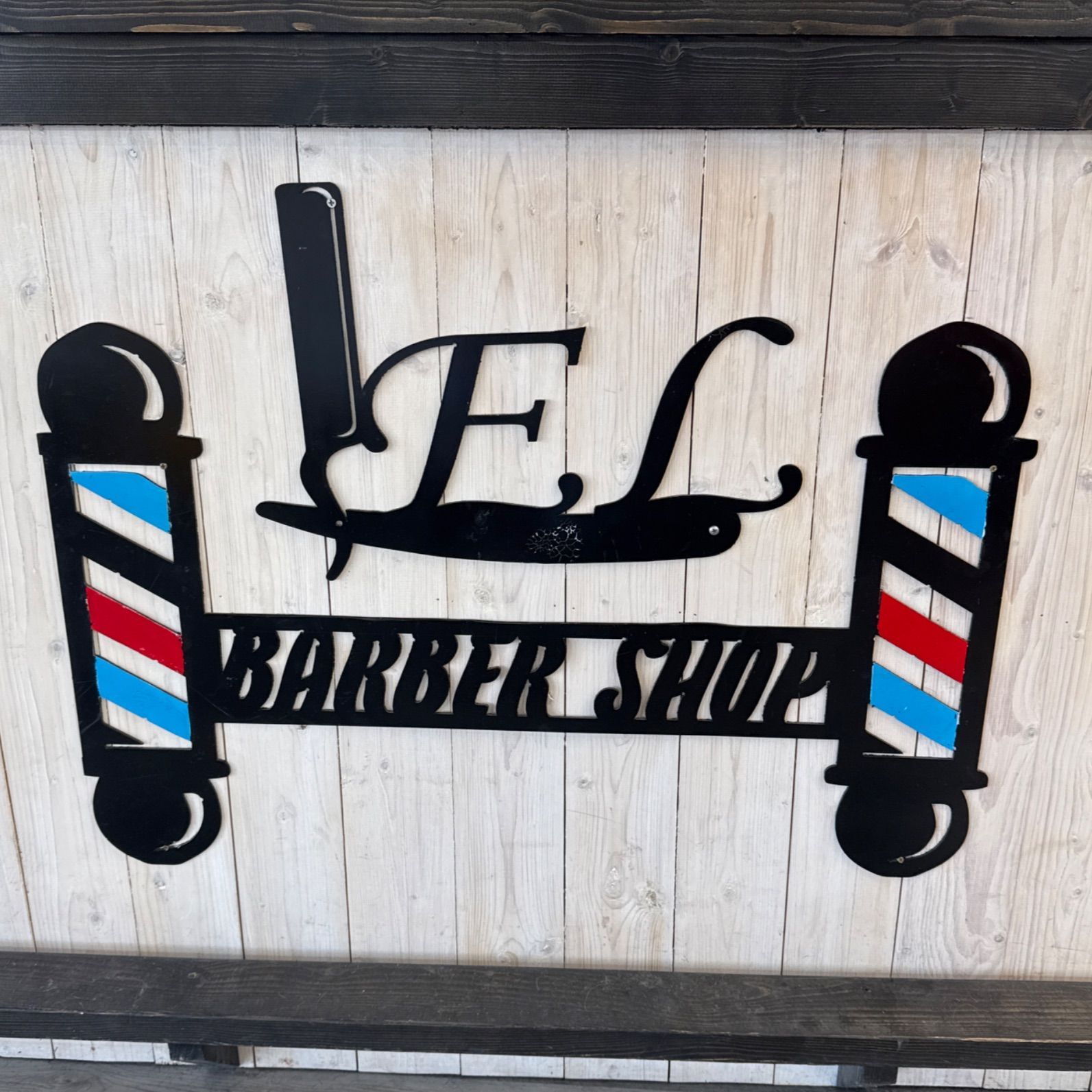 LEL Barber Shop, 715 W Davis St, Conroe, 77301