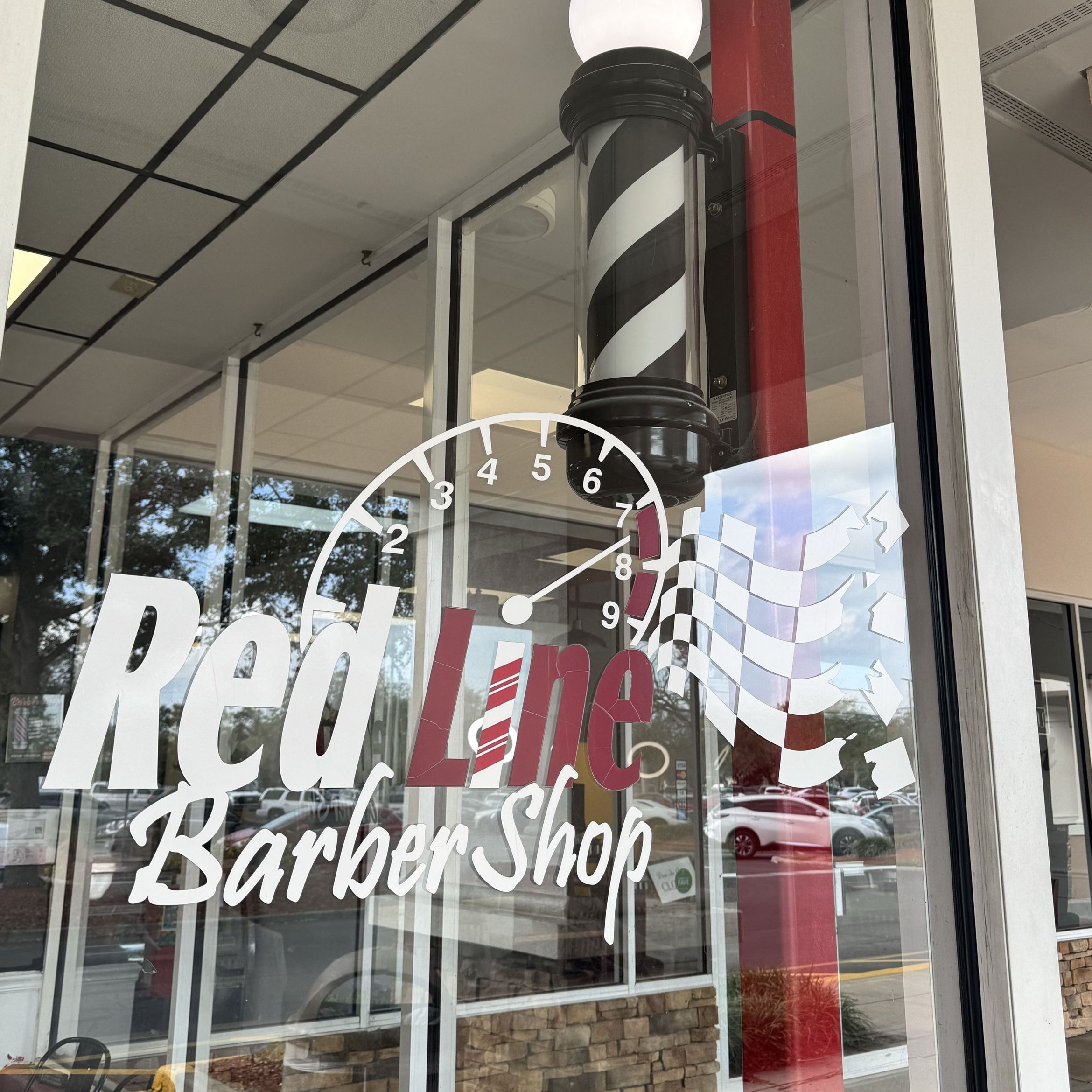 Redline barber shop, 819 Cypress Pkwy, Kissimmee, 34759