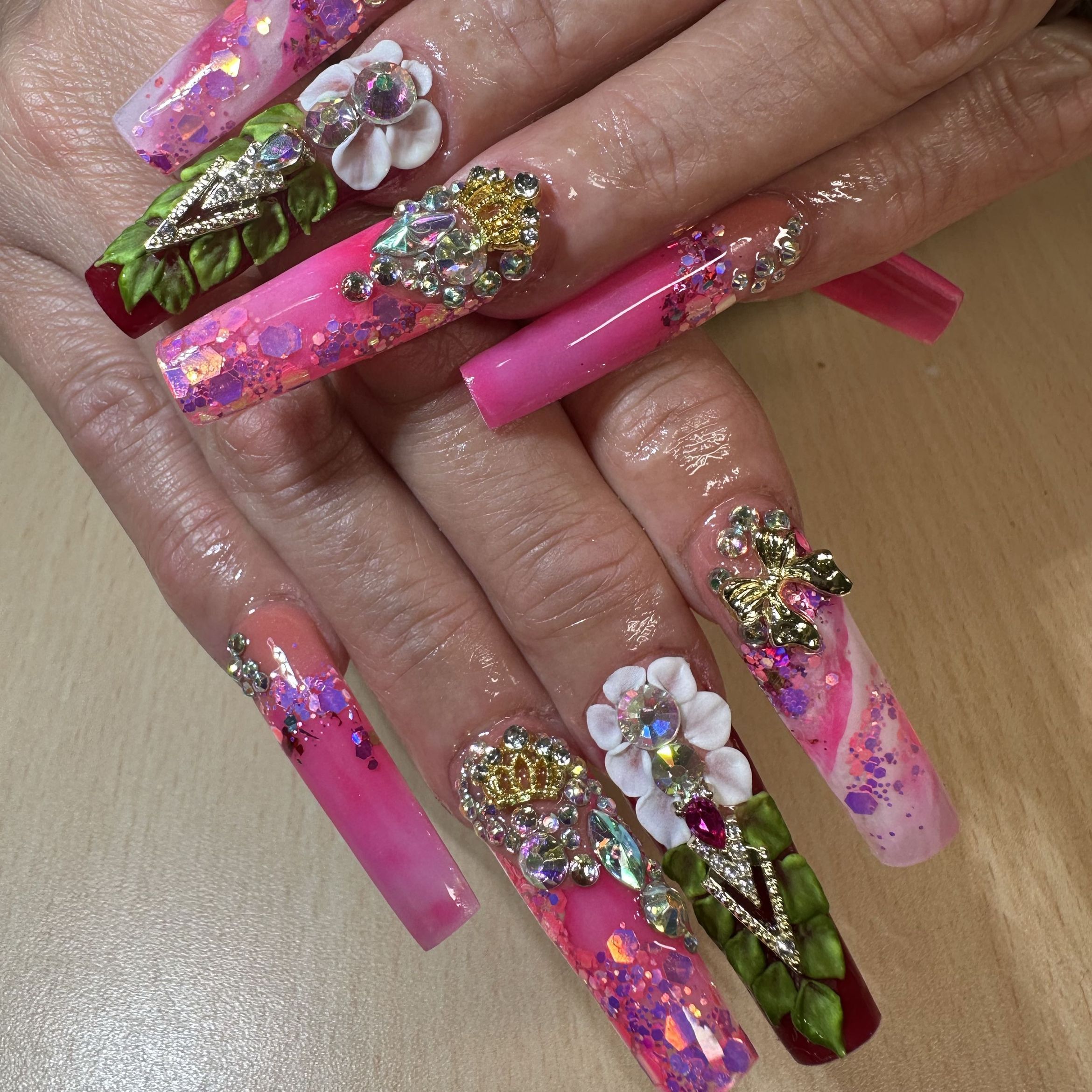 Elenas profesional nails art, 1737 W Cedar St, Allentown PA 18104, Allentown, 18104