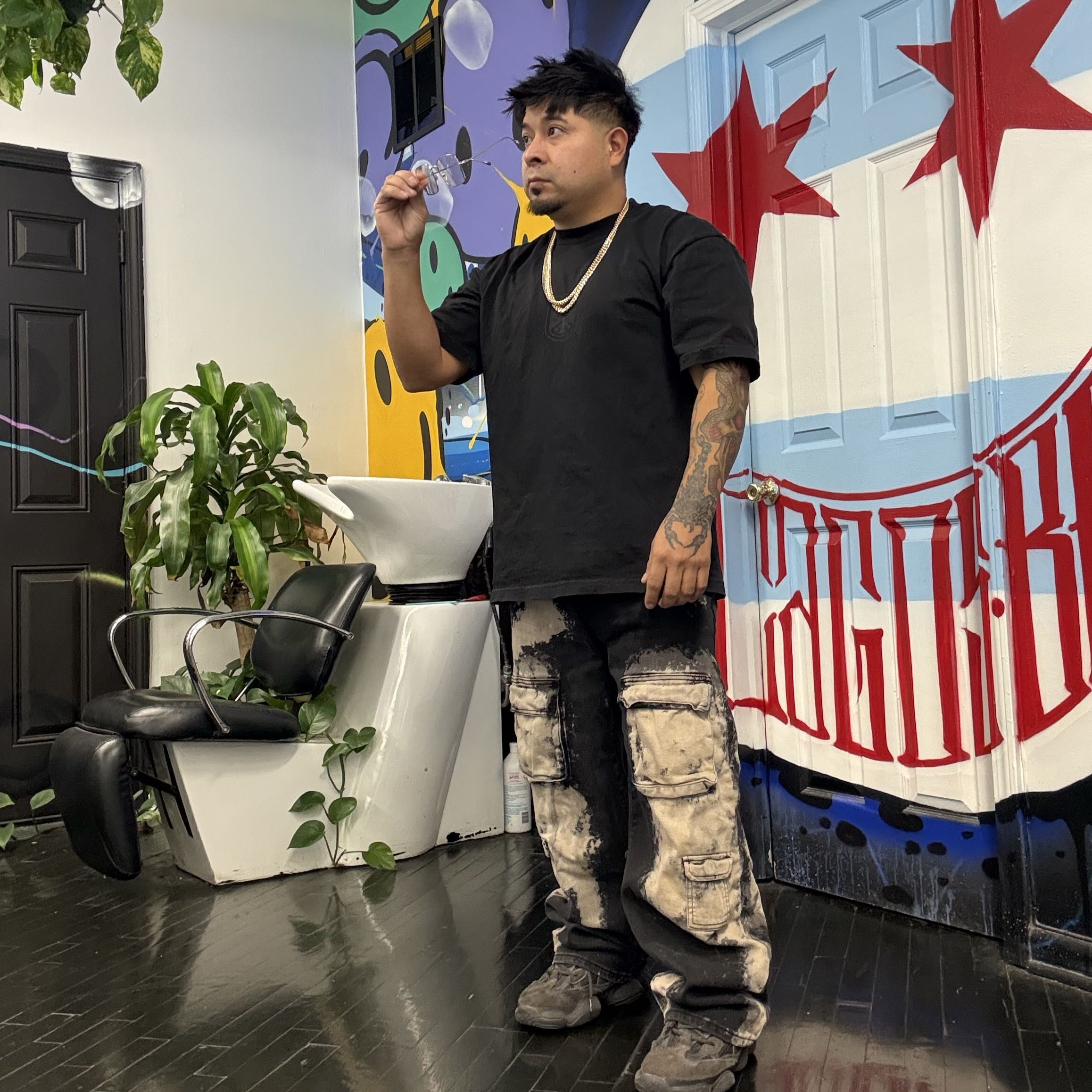 Aldrin@ᴄʜɪᴄᴀɢᴏ’s Best Babershop, 2318 N caifornia ave. Chicago, Illinois, Chicago, 60647