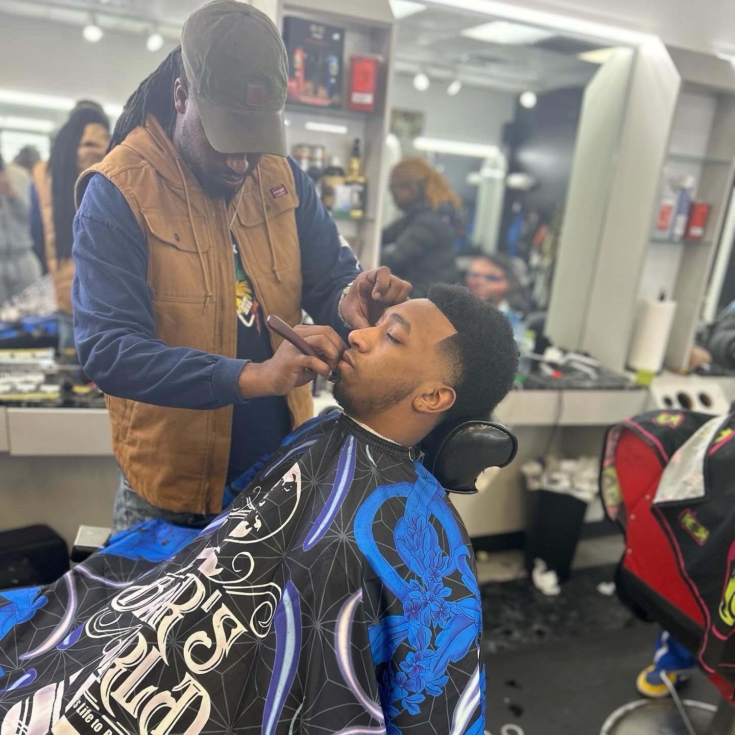 Heads Up Barbershop, 205 N poplar st, Paris, 38242