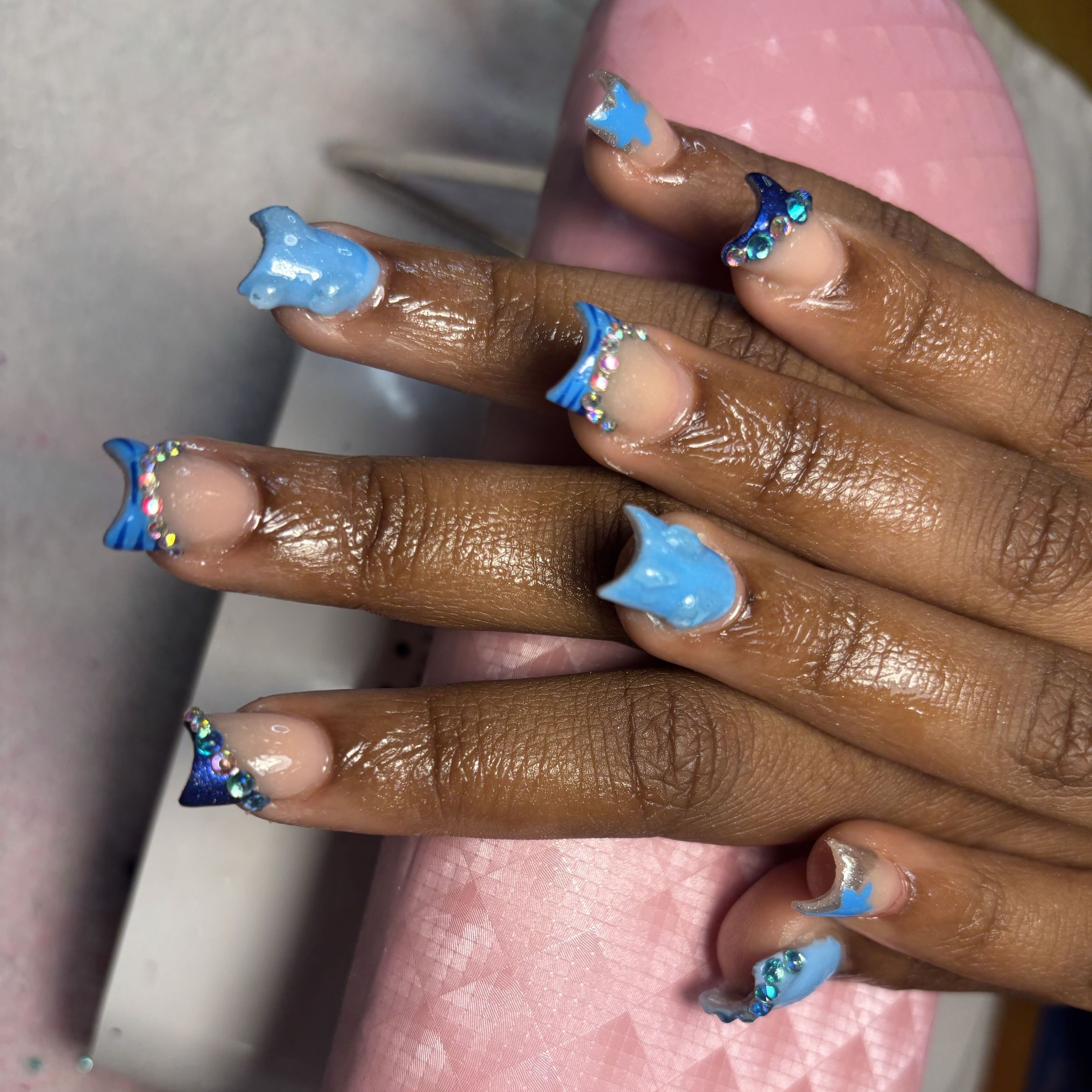 Dani’s Nails, Muirs Chapel Rd, Greensboro, 27410