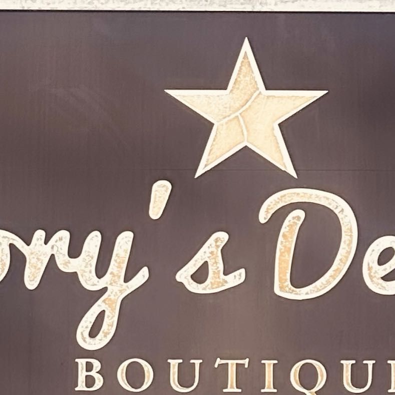 Norys Design Boutique, 4023 w water ave, Tampa, 33614