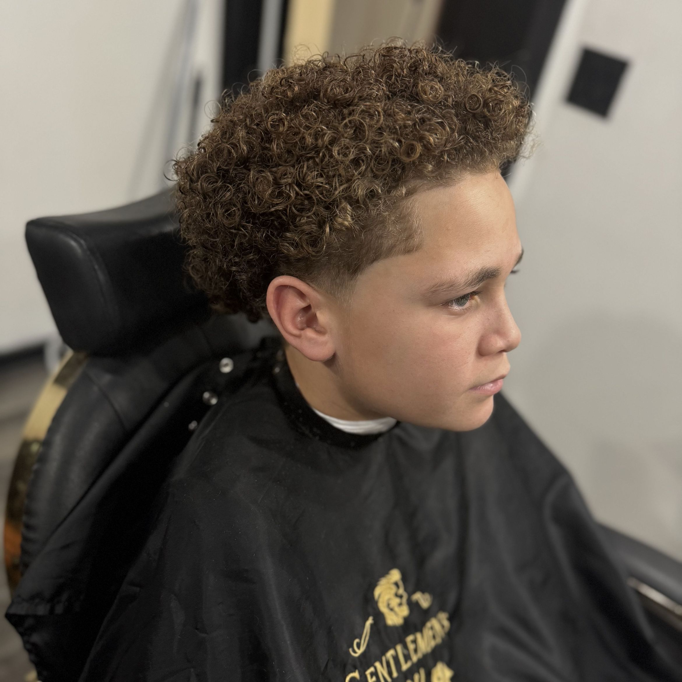 Kids Haircut 17-Under Full Service portfolio