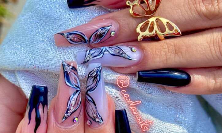 Carla Nails Design: Tự tin, sang trọng và tinh tế - đó chính là những gì bạn có thể nhận thấy từ những thiết kế của Carla Nails. Hãy để các chuyên gia tại Carla Nails thay đổi diện mạo cho đôi tay của bạn bằng những bộ Nail Design độc đáo và chăm chút từng chi tiết nhất!