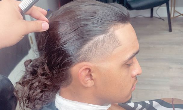 Barbershops Near Me in Oakley | Find Best Barbers Open Near You!