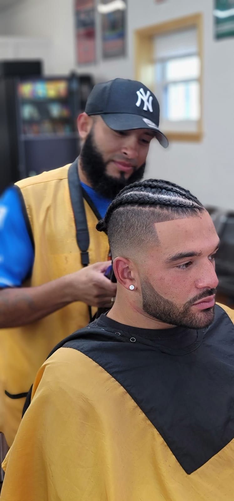Men's Haircut Styles, Men's Fade Styles, Men's Straight Razor Shaves, Floyd's Barbershop