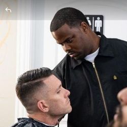 Johnnie J@ Traditions Barber Parlor 3, 1111 N Ashland Ave, Chicago, 60622