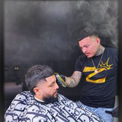Raymonds barbershop-zack, Panama Ln, 4700, 112, Bakersfield, 93313