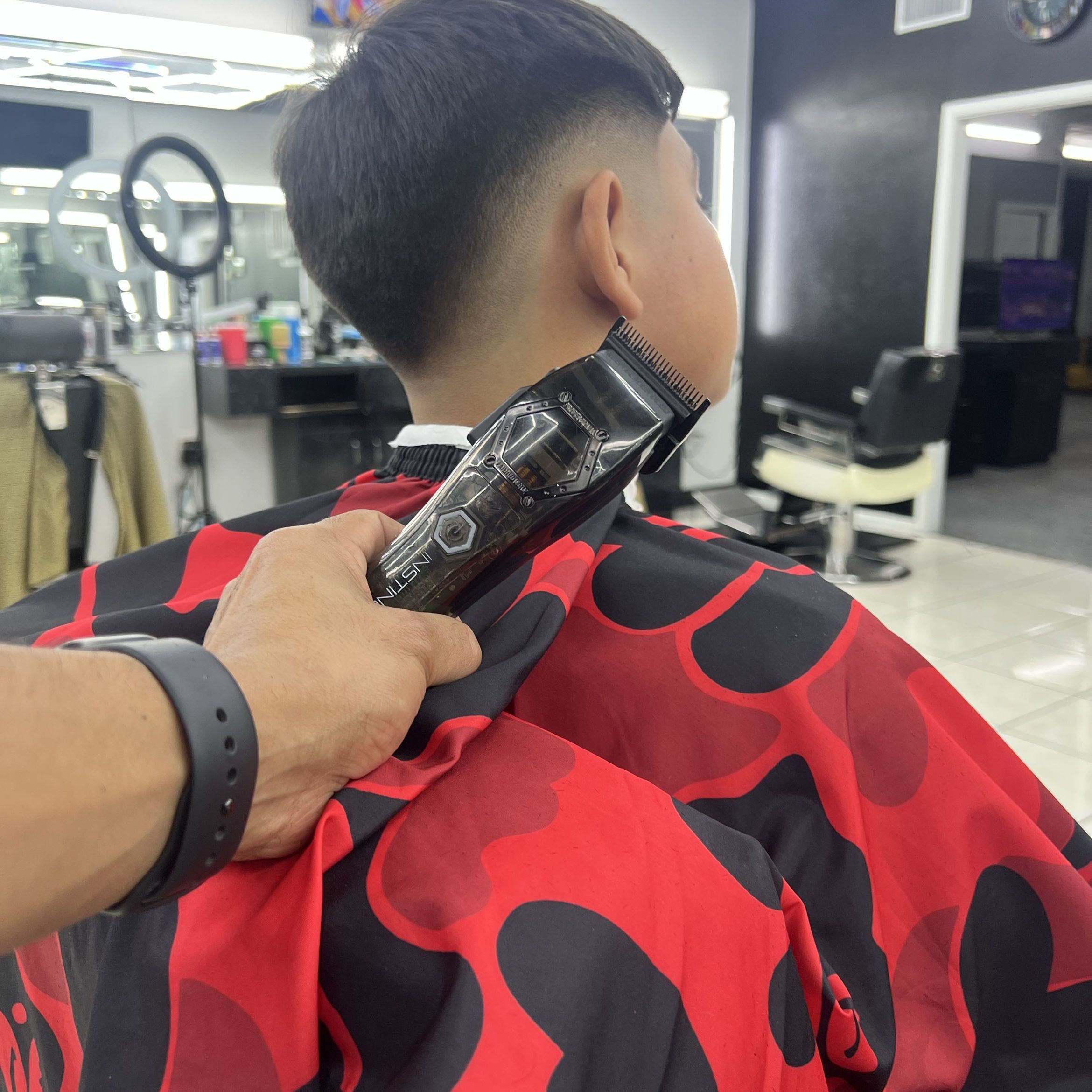 5 Stars Cuts Barbershop, 6135 AIRLINE DR SUITE A, 6135 airline dr 77076, Houston, TX, 77076