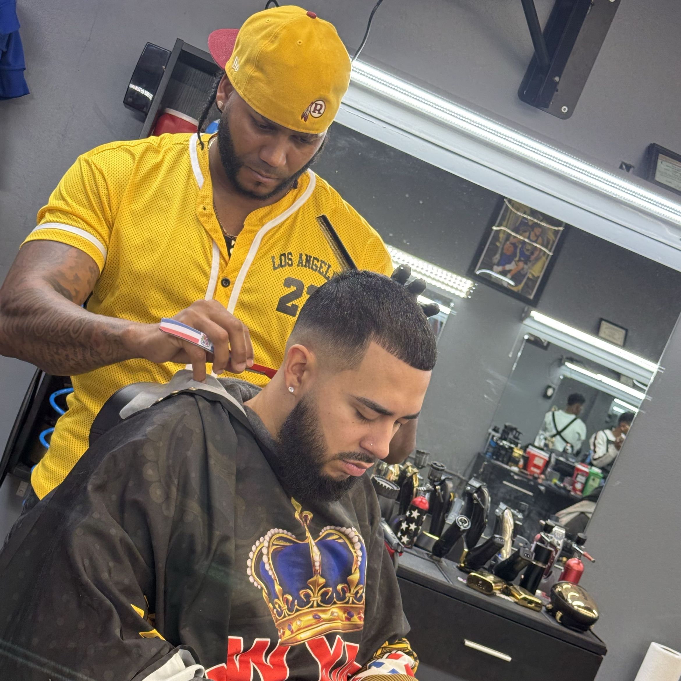 (El MoYeTo) At  New Kings Barbershop, 5700 west market street, Building C, Greensboro, 27409