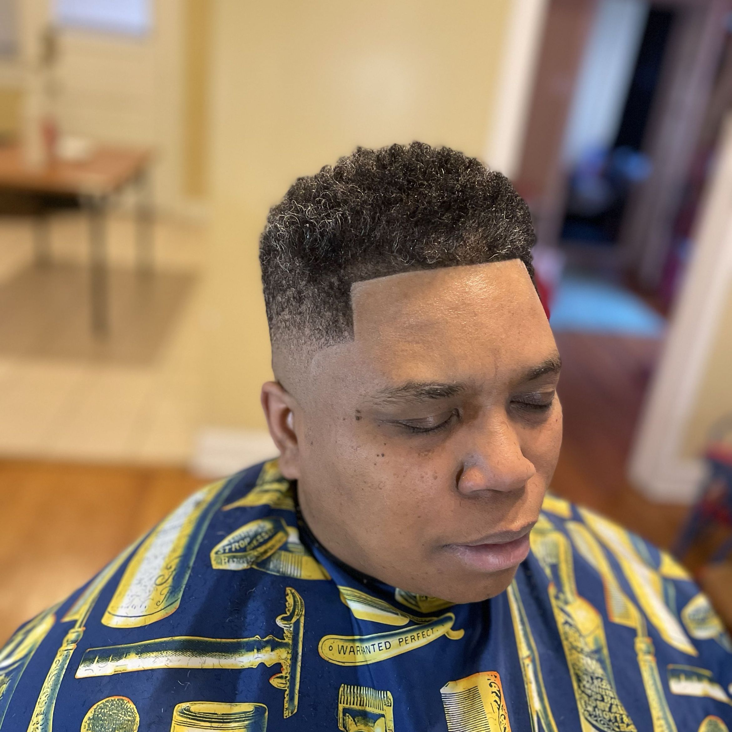 Ambo Cutz, 5626 W Madison St, Chicago, 60644