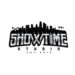 Showtime Studio barbershop, Colorado Blvd, 1871, Los Angeles, 90041