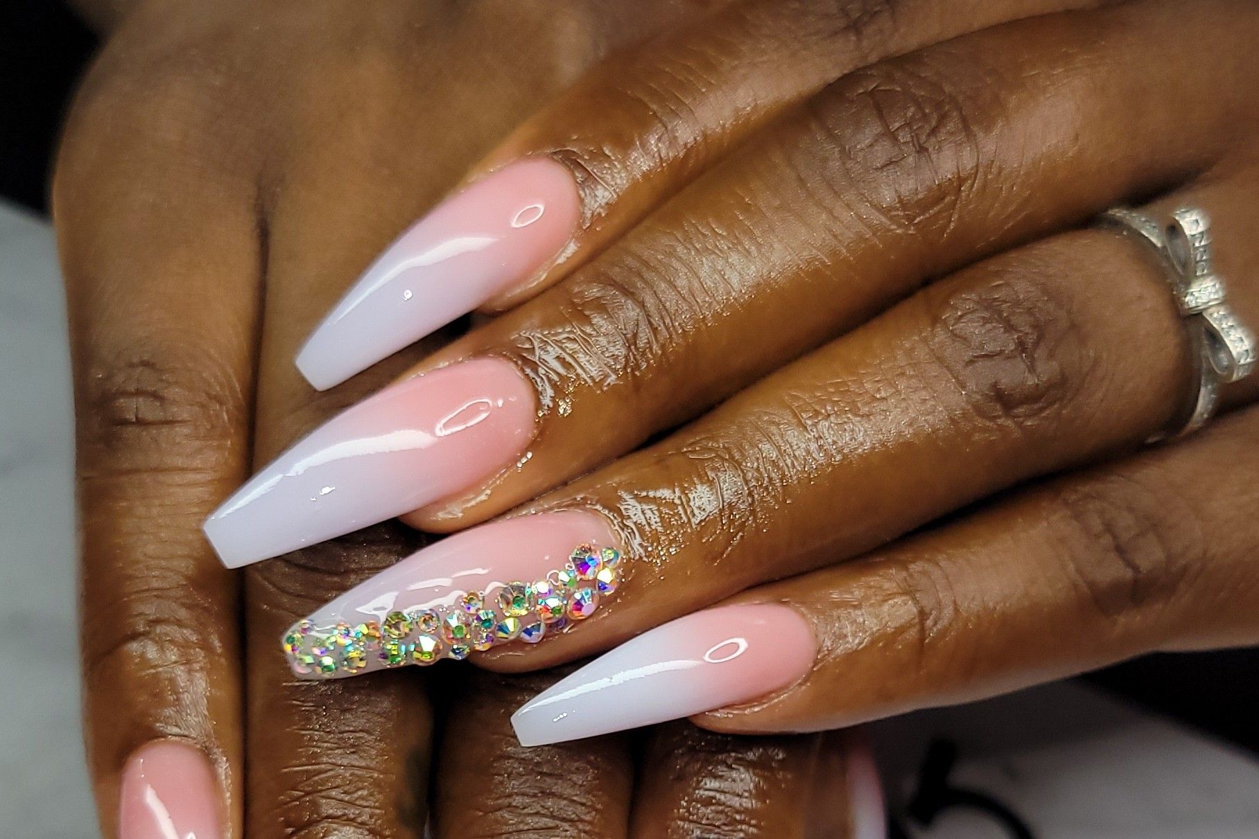 Acrylic Nails Near You in Chicago  Best Places To Get Acrylics in
