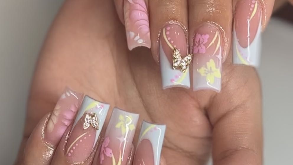 Acrylic Nails Near You in Goodyear  Best Places To Get Acrylics in Goodyear,  AZ