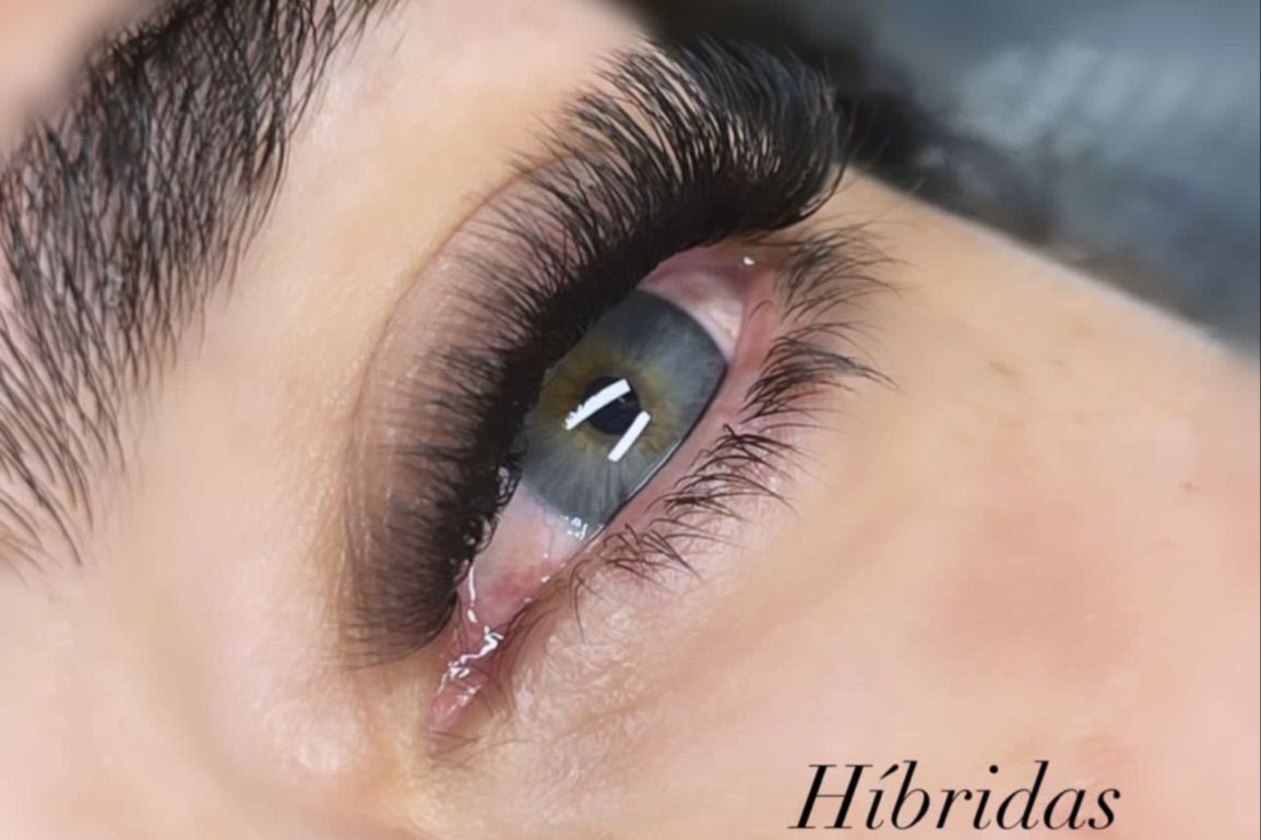 Eyelash extensions hybrid/ Pestañas hibridas portfolio