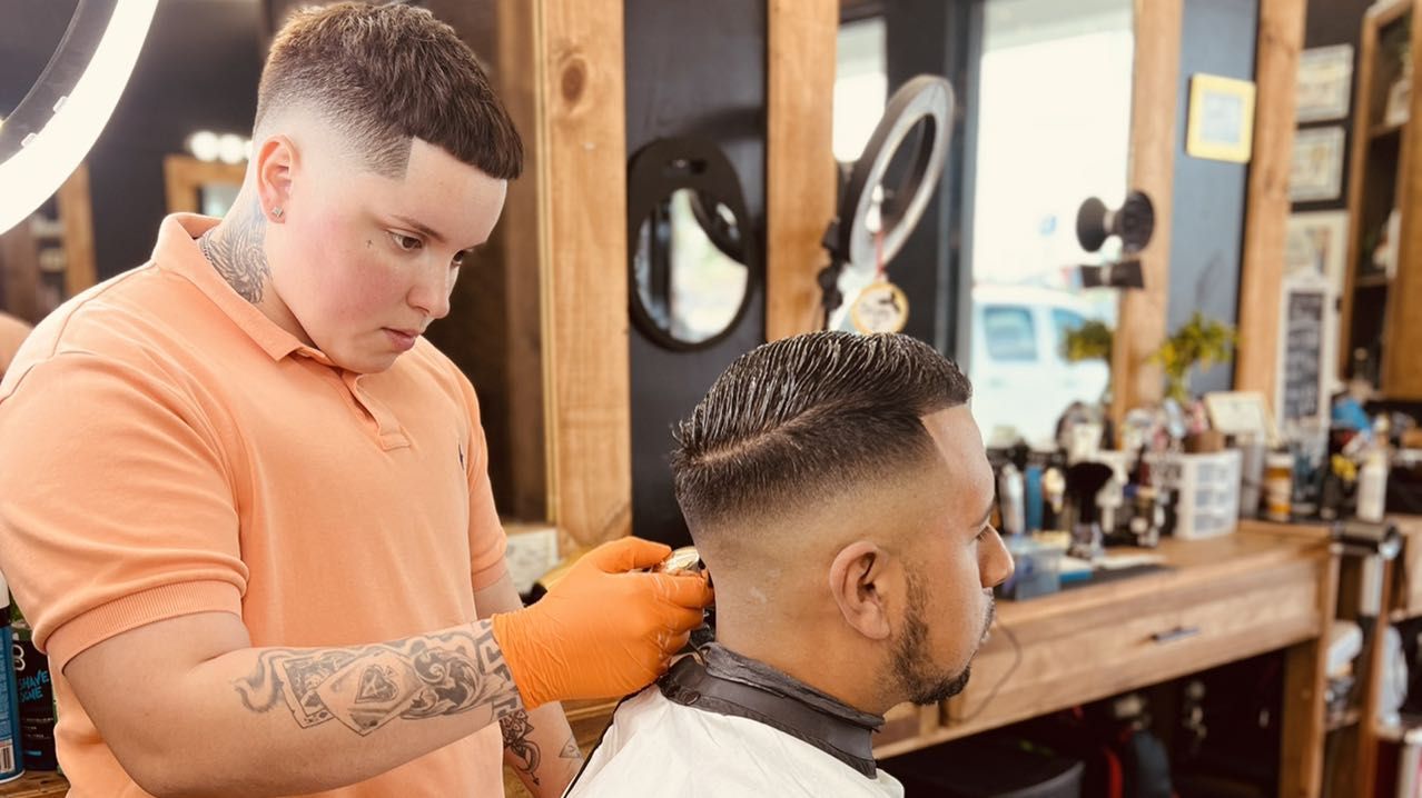 Mens Haircuts Near You in Brownsville | Best Mens Haircut Places in  Brownsville, TX