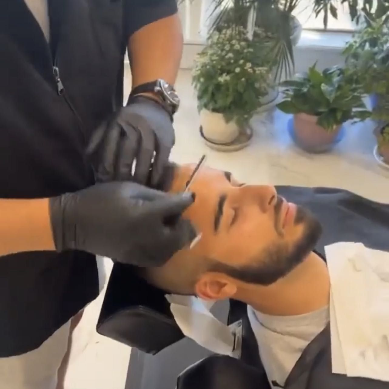 Men's basic haircut and beard trim portfolio