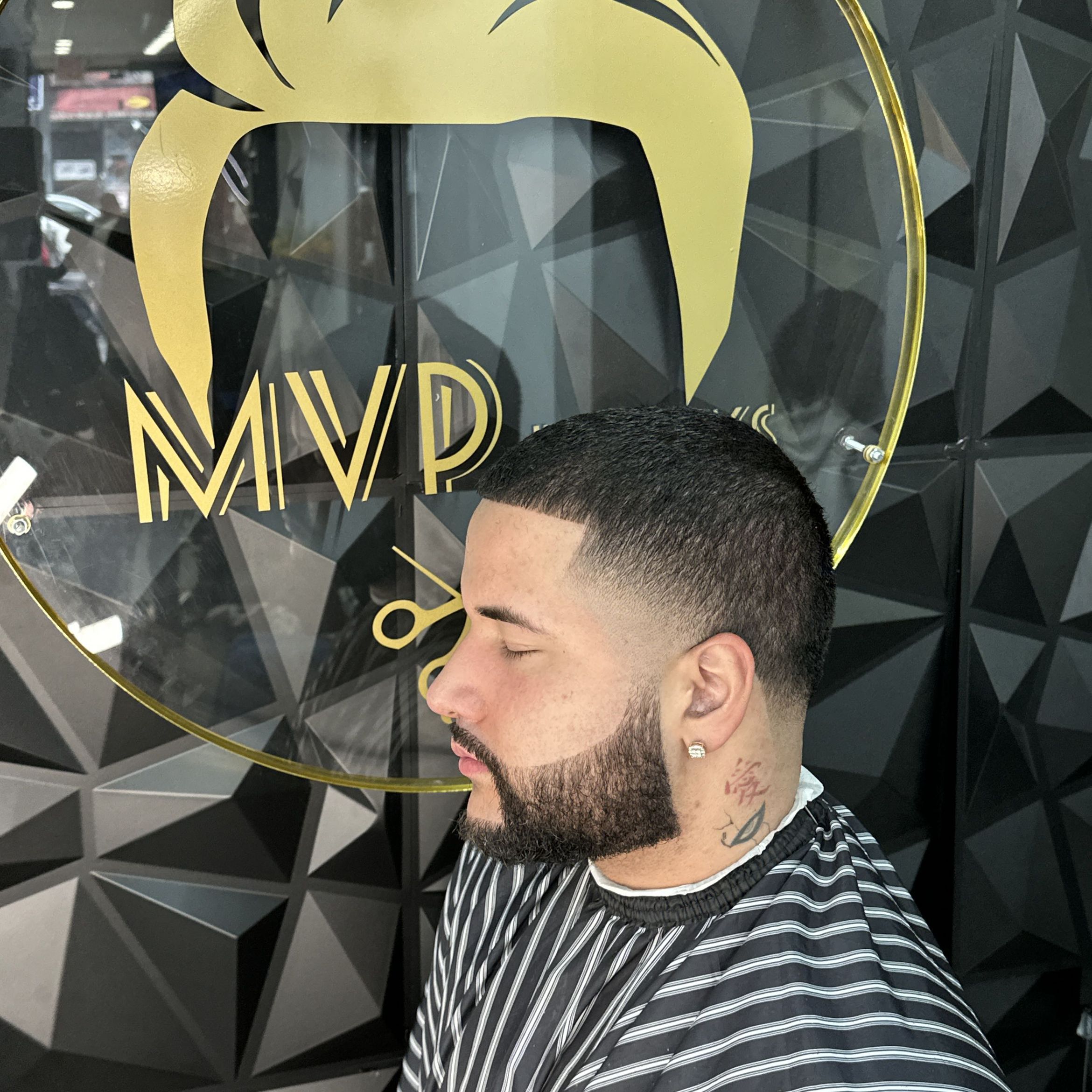 VIP: full haircut, facial, enhancements portfolio