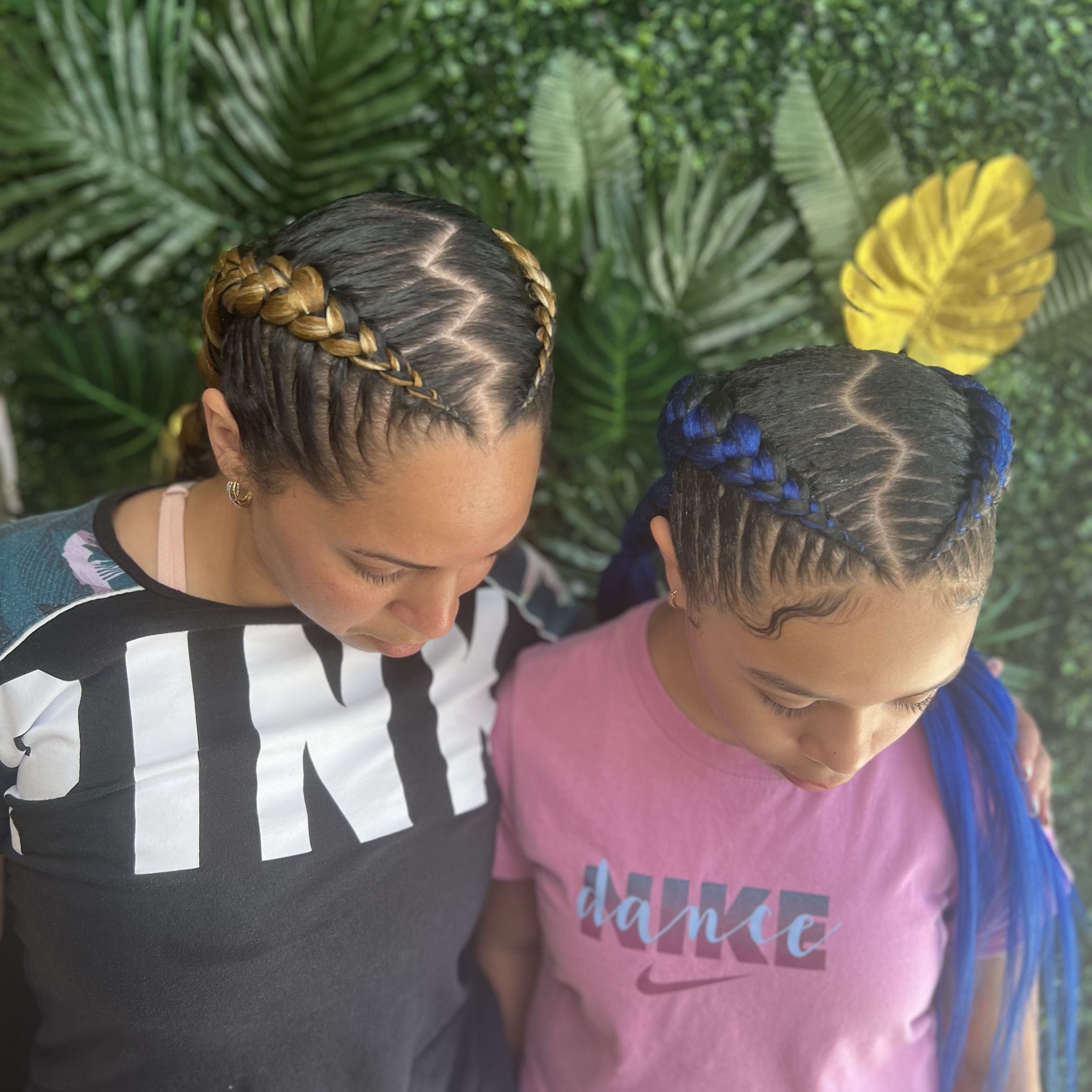 Two braids with extensión for kids portfolio