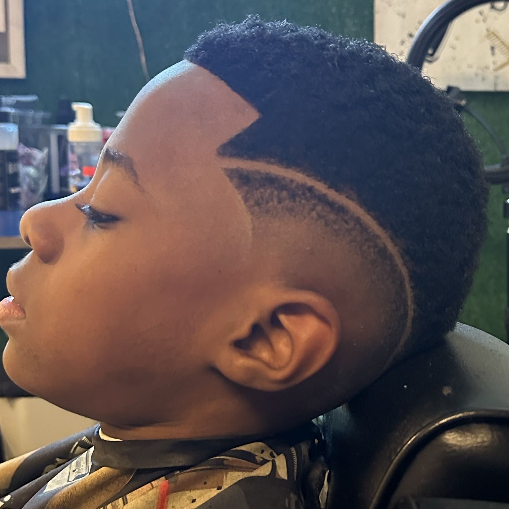 Charrell’s Haircuts, 600 chill avenue, 600, Sacramento, 95811