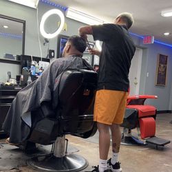 Stay Sharp Barbershop, W 2nd St, 509, Roswell, 88201