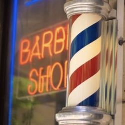 Mack The Barber @ Deluxe Barbershop, 113 Maple st, Wyandotte, 48192